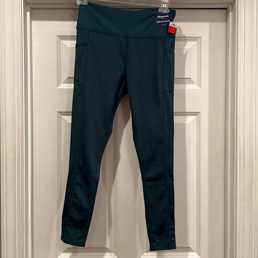 Aeropostale Sport Performance Leggings - 2 pockets- Teal - NWT